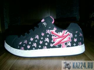  "Zoo York" Adidas 