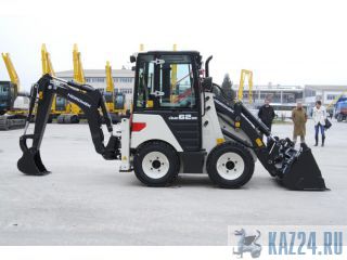  - Hidromek HMK 62 SS.   . 
