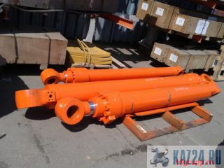     Hitachi ZX400LCH-3 