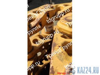 1070669   (Track link) Caterpillar 375L 